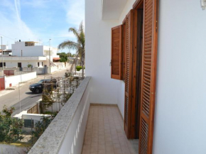 Holiday home with air conditioning and balcony for 6 people in San Foca San Foca